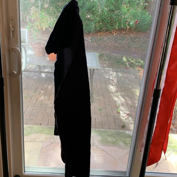 Hawthorn Cashmere 1X Black Hoodie Never Worn. - Picture 4 of 10